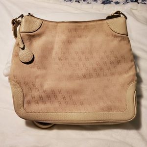 Cream Dooney & Bourke shoulder bag